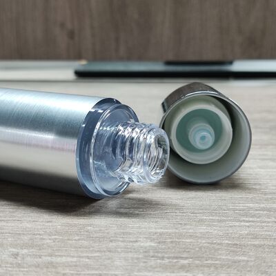 Fábrica de venta al por mayor 15ml 20ml 30ml Plata plástico loción cosmética bomba de aire sin botella para el cuidado de la piel embalaje