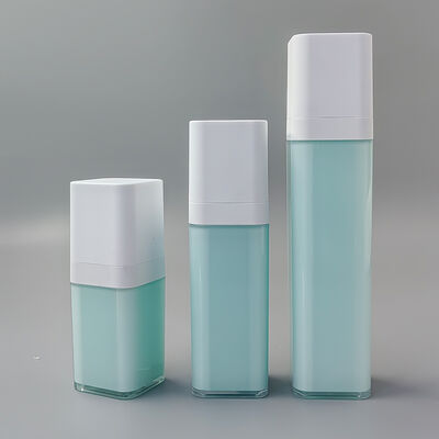 Venta al por mayor de fábrica de lujo 15ml 30ml 50ml botella de bomba sin aire personalizada de alta calidad para champú cuidado personal