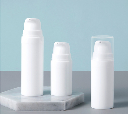 Botellas privadas de aire vacías blancas de la bomba, envase de empaquetado cosmético 15ml 30ml 50ml